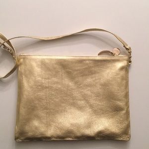Clare Vivier Sac Bretelle in Gold Crossbody bag